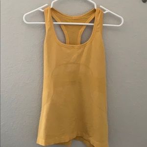Lululemon swiftly racerback